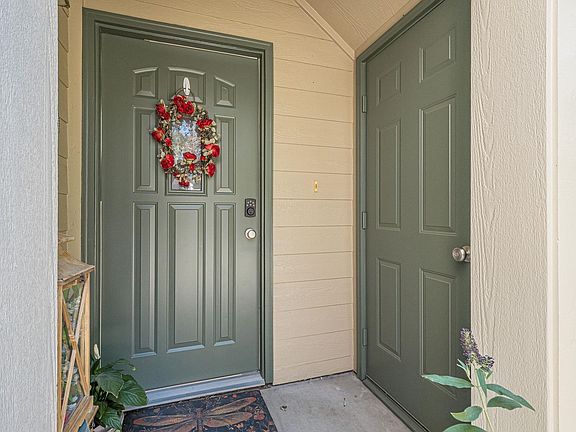 2nd image of 2491 Fountain Greens Pl Unit D-5