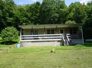667 Falling Rock Rd, Bomont, WV 25030