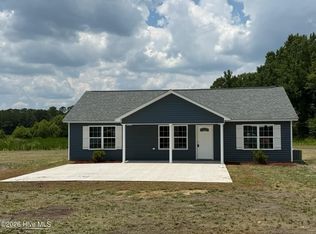216 Hc Powers Road, Wallace, NC 28466