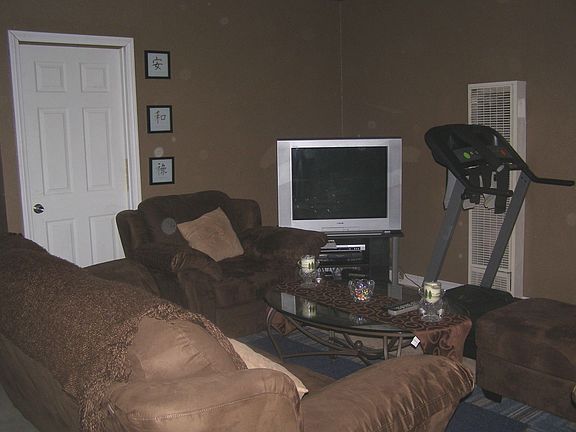 3rd image of 2586 N Sierra Way