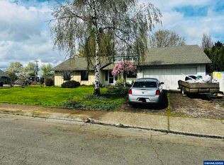 1727 Modoc Dr NE, Keizer, OR 97303