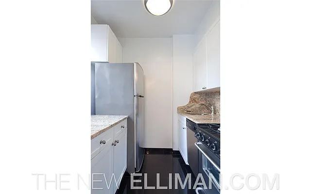 Rented by Douglas Elliman | media 9