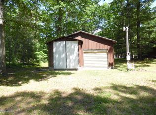 2240 N 32nd St, Fountain, MI 49410