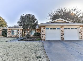 8415 Hartford Dr, Lubbock, TX 79423