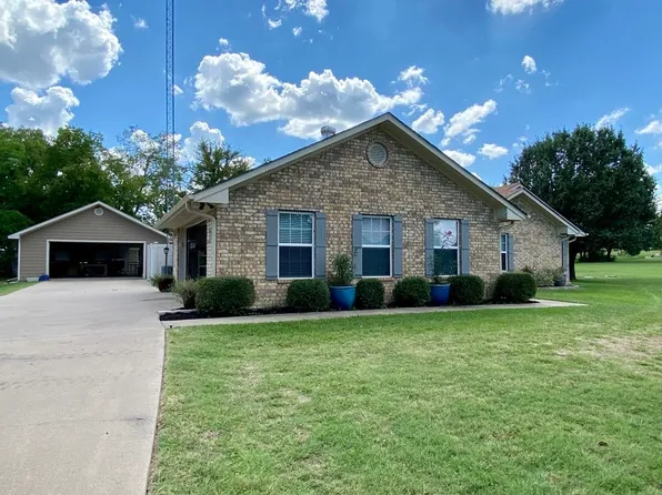 112 Rs County Rd #3363, Emory, TX 75440