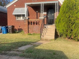 6997 Woodrow Ave, Saint Louis, MO 63121