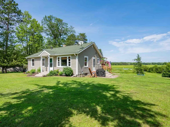 25764 River Rd, Cohasset, MN 55721