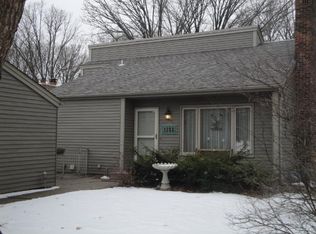 1188 Benton Way, Arden Hills, MN 55112