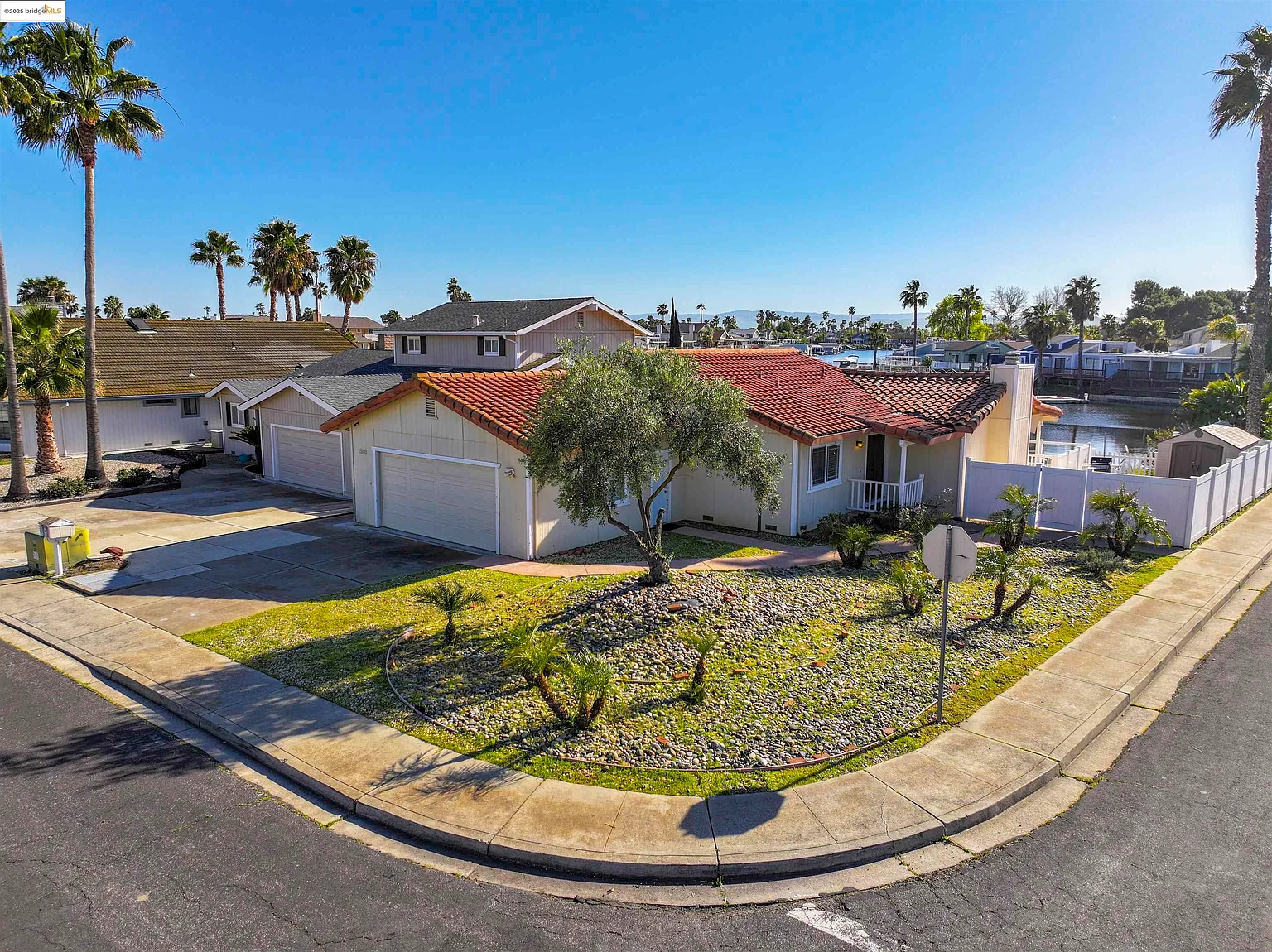 5106 Cabrillo Point photo 1