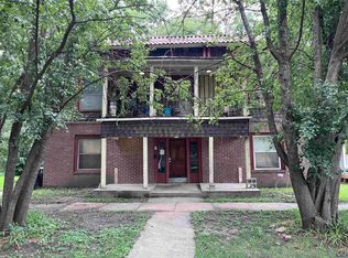 1820 SW 15th St, Topeka, KS 66604