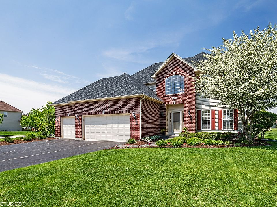 1st image of 4345 Castle Rock Cir