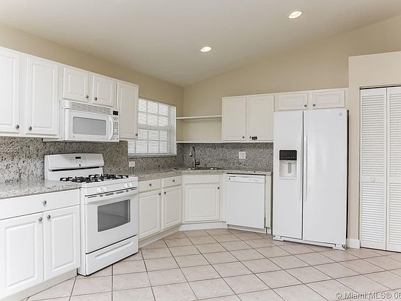 4th image of 2310 NW 139th Ave
