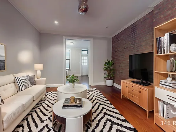 210 East 25th Street image 1 of 3