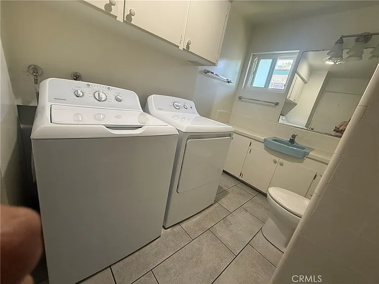 11246 Benton St — Photo 7