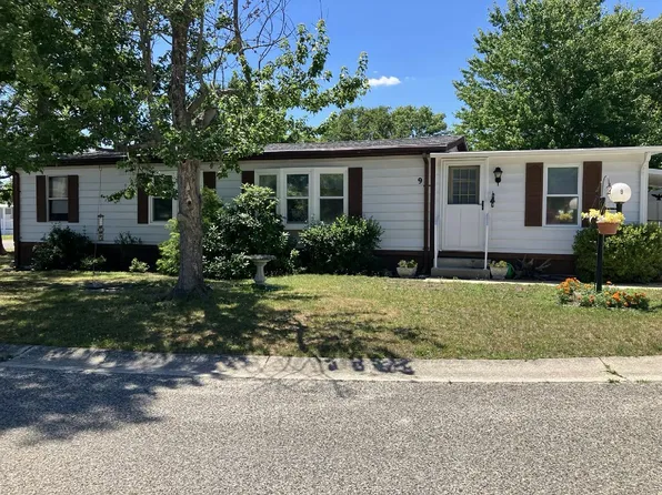 9 Ann Ct #A9, Barnegat, NJ 08005