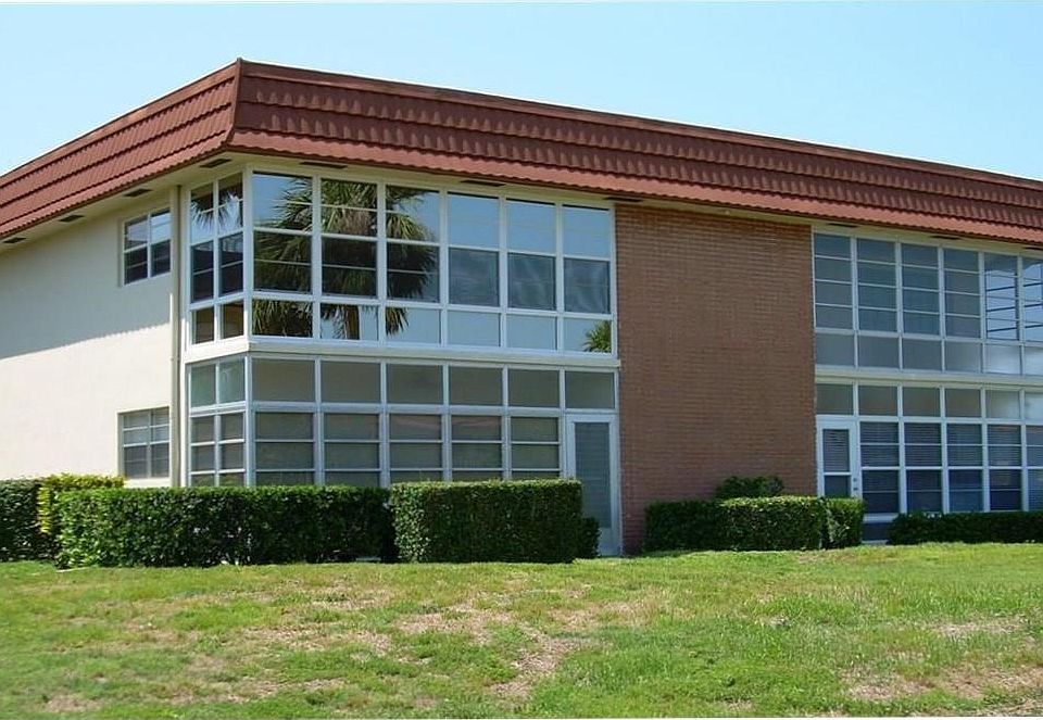 1st image of 84 Crooked Tree Ln APT 204