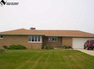 46058 Russia Rd, Elyria, OH 44035