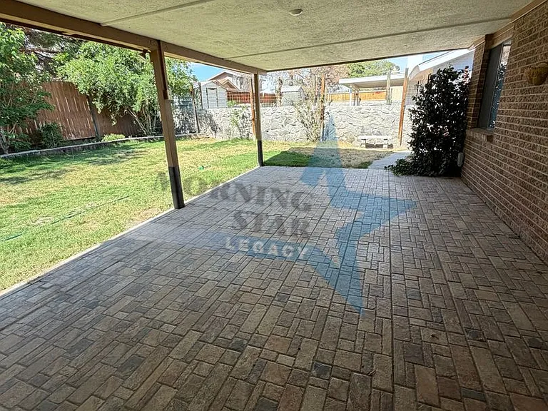 1913 Bridger Ave — Photo 17