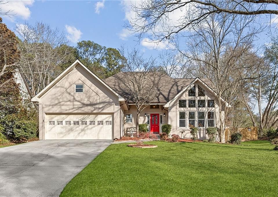 1st image of 2690 Hill Gate Ct