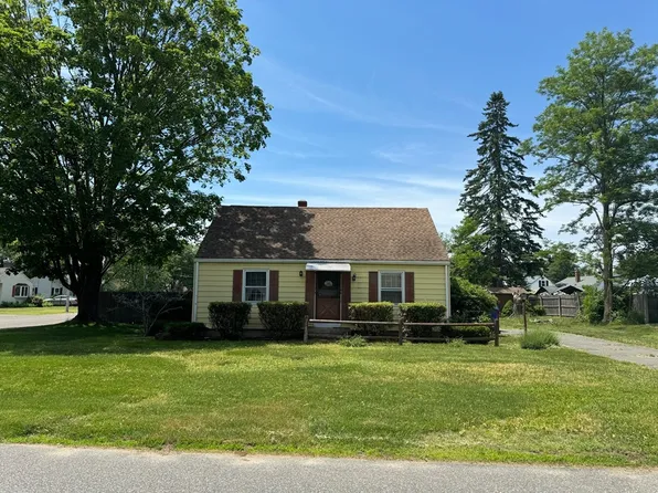 140 Rosemary Dr, Springfield, MA 01119