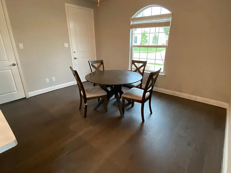 901 Coyote Dr — Photo 9