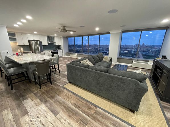 810 Matson Pl #208A