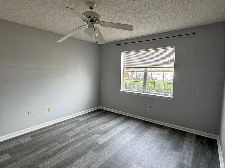 2165 Milledge Ave #A11 — Photo 3