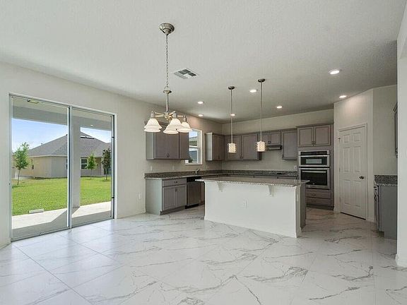 4th image of 14255 Seranoa Dr