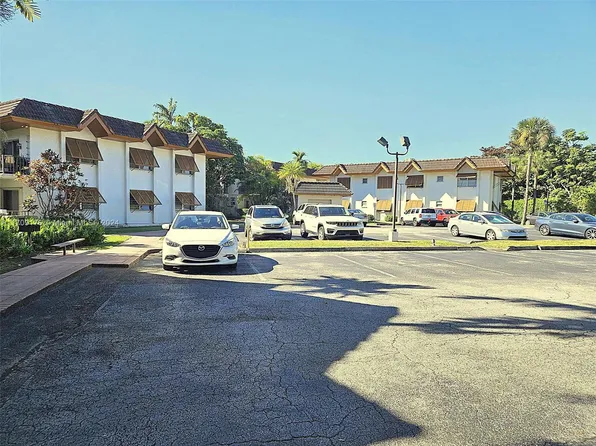 9350 SW 77th Ave APT G7, Miami, FL 33156