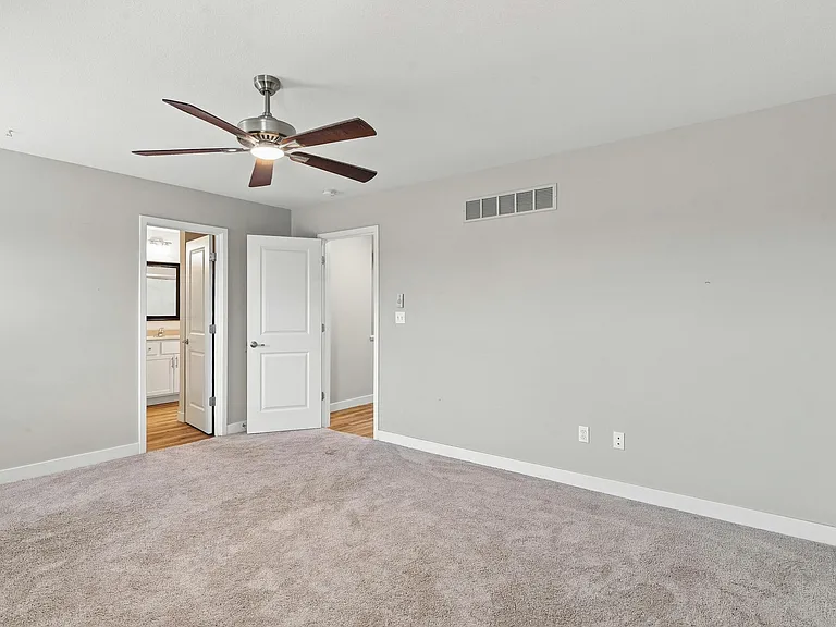 4000 W Worley St #2 — Photo 17
