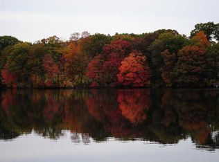 194 Waterman Lake Dr, Glocester, RI 02814