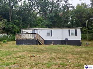 670 Rowletts Cave Springs Rd, Horse Cave, KY 42749