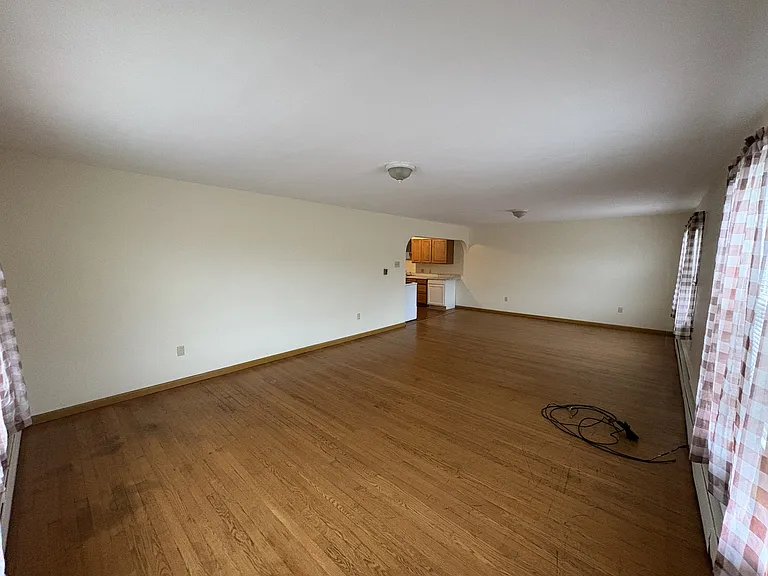 202 Hogan Blvd #2 — Photo 11
