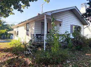 1127 S 21st St, Decatur, IL 62521