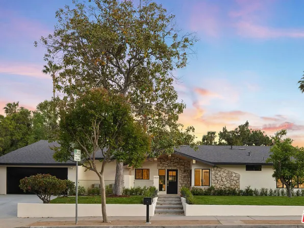 23520 Mariano St, Woodland Hills, CA 91367