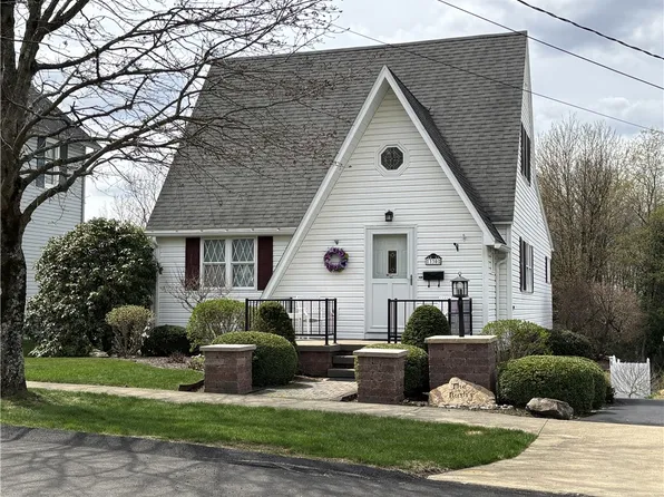 330 Pennsylvania Ave, Kane, PA 16735