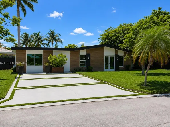 2416 NE 19th Ter, Fort Lauderdale, FL 33305