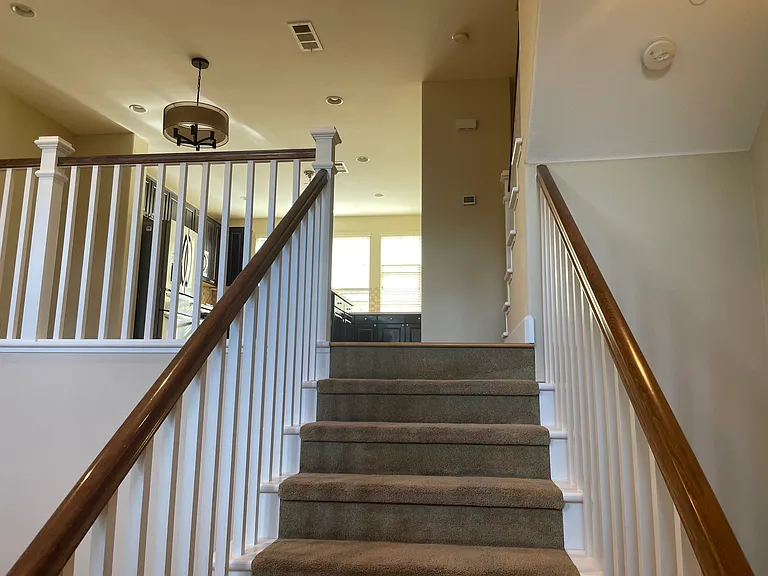 205 Pender Ln — Photo 4