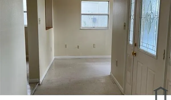 610 Carver Dr — Photo 6