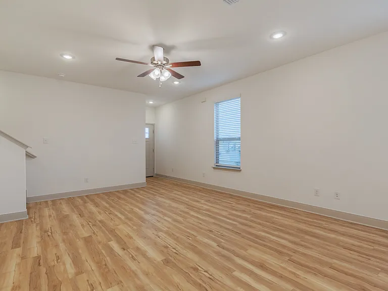 7612 Briarwood Pass #101 — Photo 5