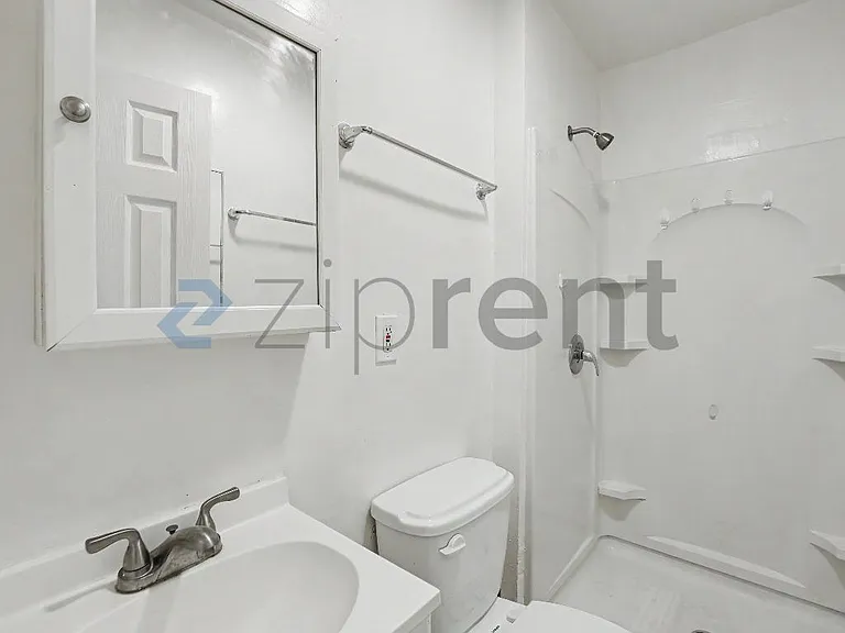 1934 S Holt Ave #2 — Photo 10