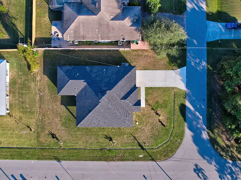 1791 SW Effland Ave — Photo 58