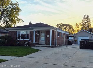 8312 Ziegler St, Taylor, MI 48180