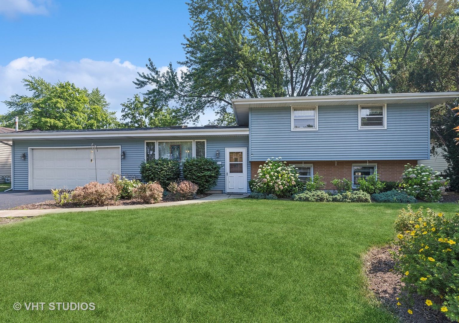 2107 Meadow Dr, Lindenhurst, IL 60046 Zillow