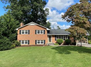 460 Chinquapin Trl, Christiansburg, VA 24073