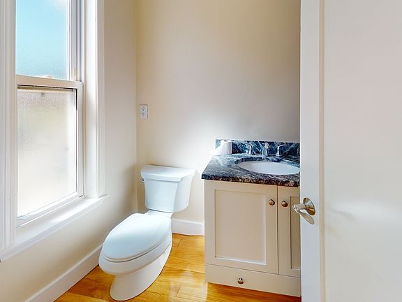 5th image of 6 Dewey St #1