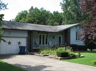 2077 Sycamore Dr, Rochester, IN 46975