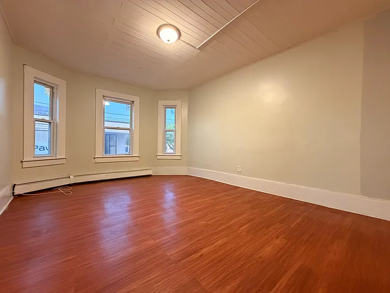 754 Lakeview Ave #2R — Photo 7