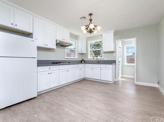 4th image of 5452 Loma Ave