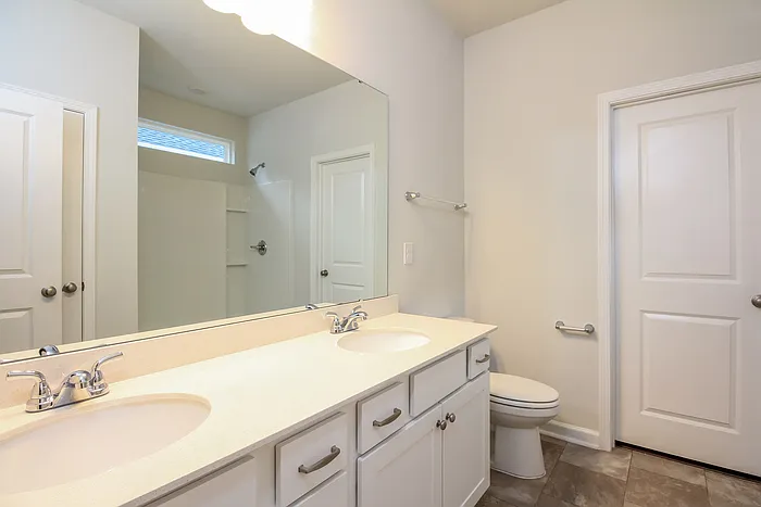 207 Dorian Loop — Photo 11